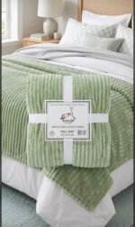 Manta Acanalada Estambul Picaso King 270 X 240 Liso Acanalado 1.8 Kg Verde - Imagen 2