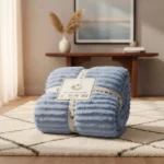 Manta Acanalada Estambul Picaso 2 1/2 Plazas 220x240 Liso Acanalado 1 Kg Celeste