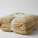 Manta Acanalada Estambul Picaso King 270 X 240 Liso Acanalado 1.8 Kg Beige - Imagen 7
